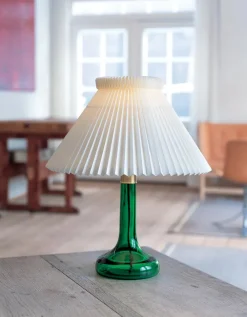Le Klint 343 Bordlampe, grøn fra