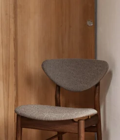 House of Finn Juhl 108 Chair, valnød af Finn Juhl