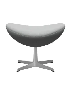 Fritz Hansen 3127 Fodskammel til Ægget af Arne Jacobsen stofgr. 1 Discount