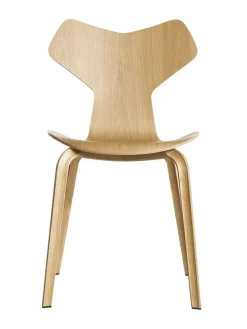 Fritz Hansen 4130 Grand Prix med træben af Arne Jacobsen New