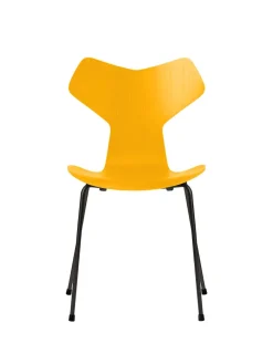 Fritz Hansen 3130 Grand Prix stol i farvet ask af Arne Jacobsen