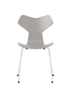 Fritz Hansen 3130 Grand Prix stol i farvet ask af Arne Jacobsen