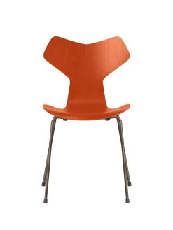 Fritz Hansen 3130 Grand Prix stol i farvet ask af Arne Jacobsen