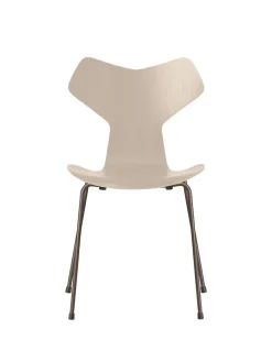Fritz Hansen 3130 Grand Prix stol i farvet ask af Arne Jacobsen