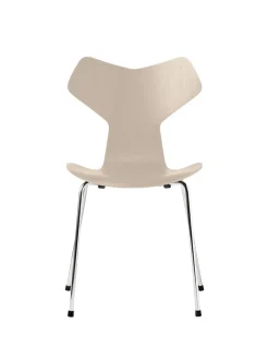 Fritz Hansen 3130 Grand Prix stol i farvet ask af Arne Jacobsen