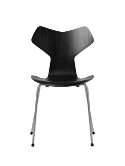 Fritz Hansen 3130 Grand Prix stol i farvet ask af Arne Jacobsen
