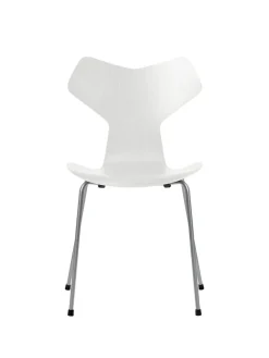 Fritz Hansen 3130 Grand Prix stol i farvet ask af Arne Jacobsen