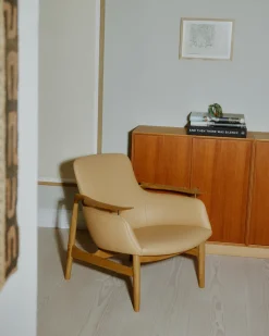 House of Finn Juhl 53 Lænestol, eg klar olie af Finn Juhl New
