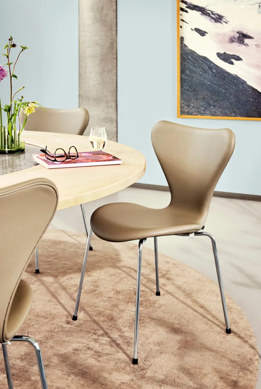 Fritz Hansen 3107 Serie 7, fuldpolstret af Arne Jacobsen Clearance