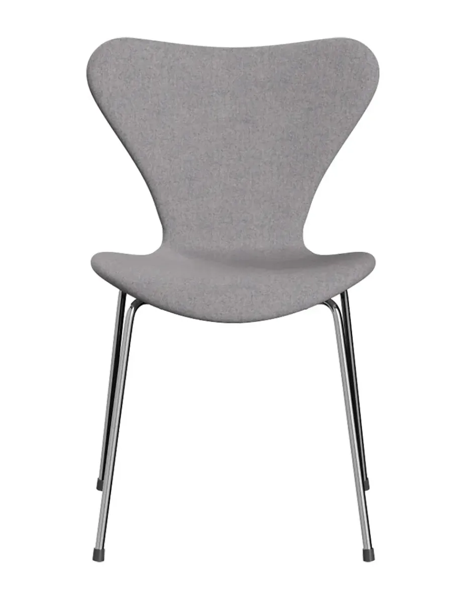 Fritz Hansen 3107 Serie 7, fuldpolstret af Arne Jacobsen Clearance