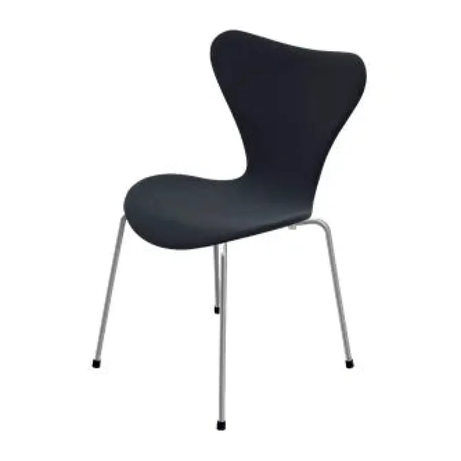 Fritz Hansen 3107 Serie 7, fuldpolstret af Arne Jacobsen Clearance