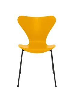 Fritz Hansen 3107 Serie 7 stol i farvet ask af Arne Jacobsen Hot