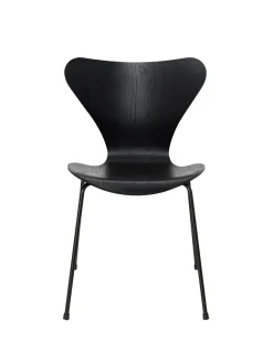 Fritz Hansen 3107 Serie 7 stol i farvet ask af Arne Jacobsen Hot