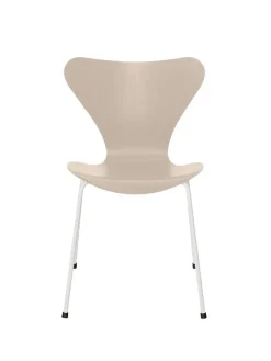 Fritz Hansen 3107 Serie 7 stol i farvet ask af Arne Jacobsen Hot