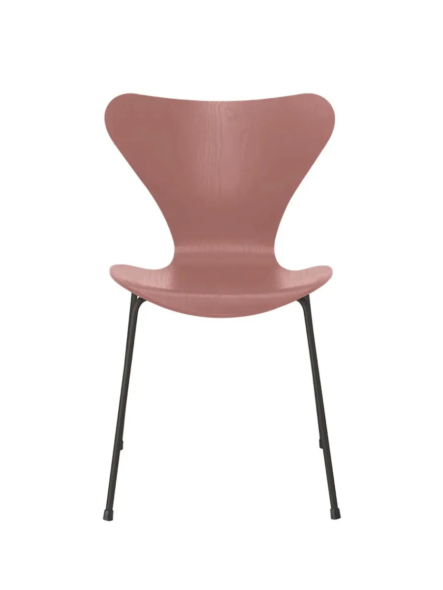 Fritz Hansen 3107 Serie 7 stol i farvet ask af Arne Jacobsen Hot