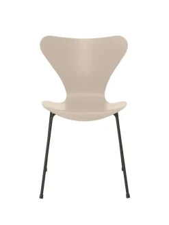 Fritz Hansen 3107 Serie 7 stol i farvet ask af Arne Jacobsen Hot