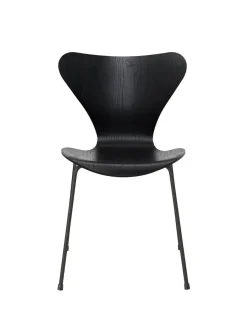 Fritz Hansen 3107 Serie 7 stol i farvet ask af Arne Jacobsen Hot