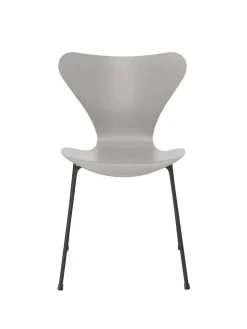 Fritz Hansen 3107 Serie 7 stol i farvet ask af Arne Jacobsen Hot