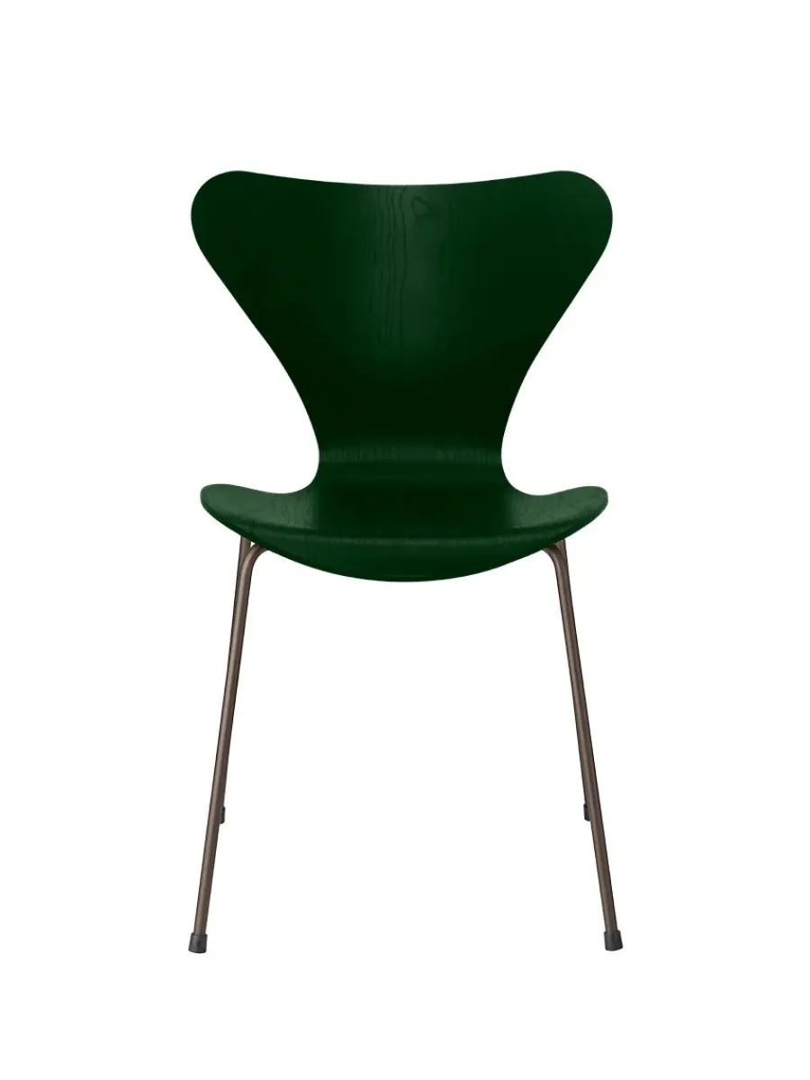 Fritz Hansen 3107 Serie 7 stol i farvet ask af Arne Jacobsen Hot
