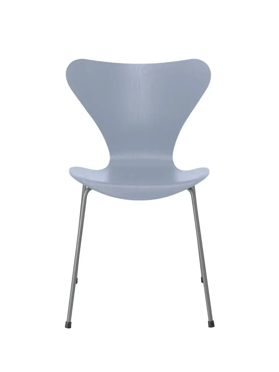 Fritz Hansen 3107 Serie 7 stol i farvet ask af Arne Jacobsen Hot