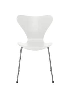 Fritz Hansen 3107 Serie 7 stol i farvet ask af Arne Jacobsen Hot