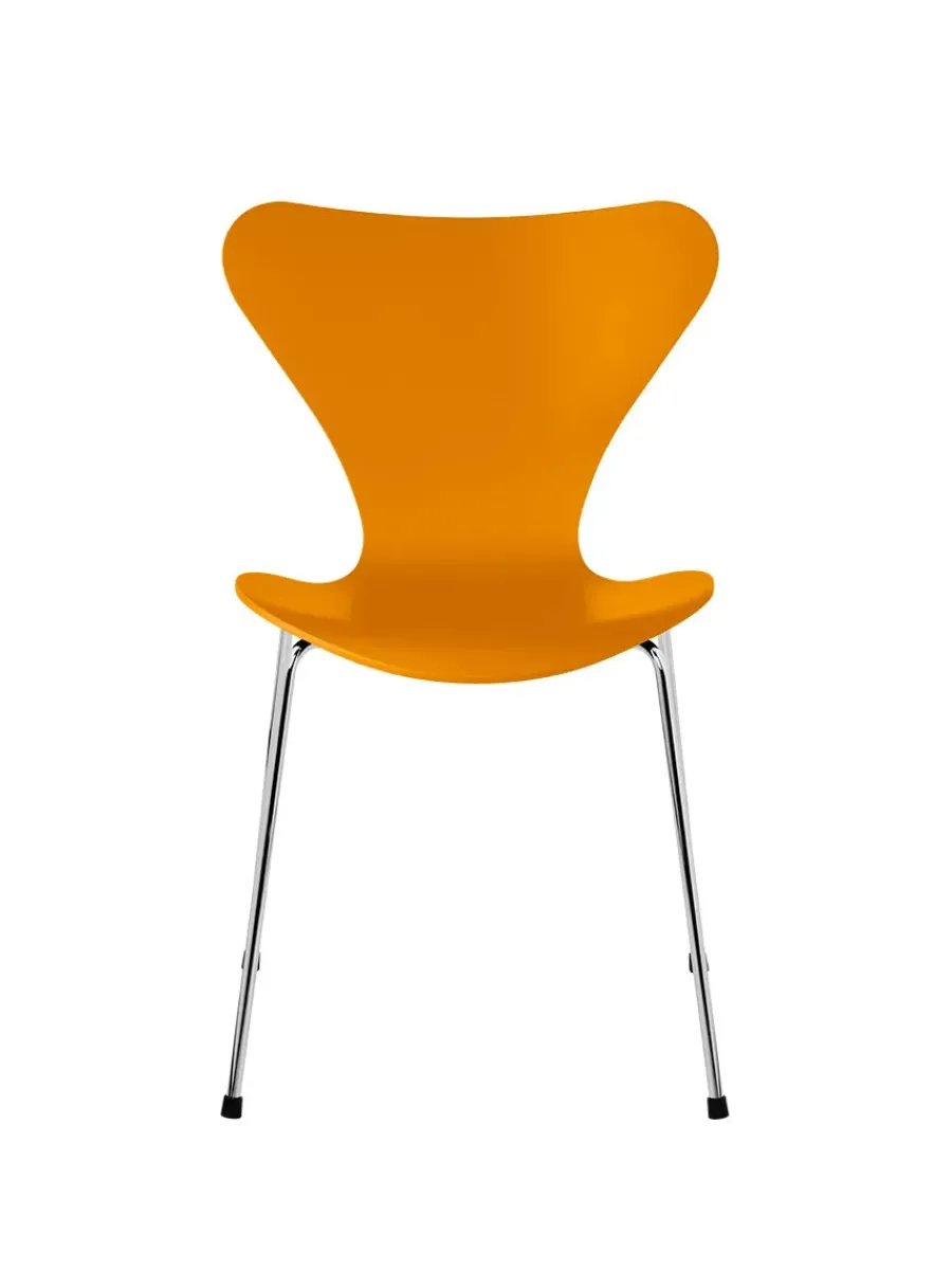 Fritz Hansen 3107 Serie 7 stol lakeret af Arne Jacobsen Sale