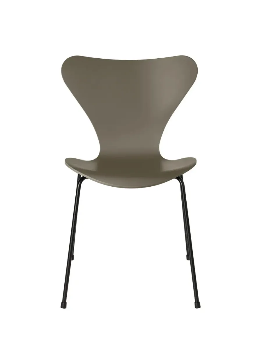 Fritz Hansen 3107 Serie 7 stol lakeret af Arne Jacobsen Sale