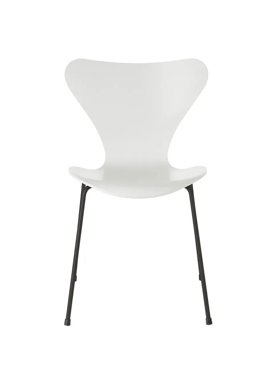 Fritz Hansen 3107 Serie 7 stol lakeret af Arne Jacobsen Sale