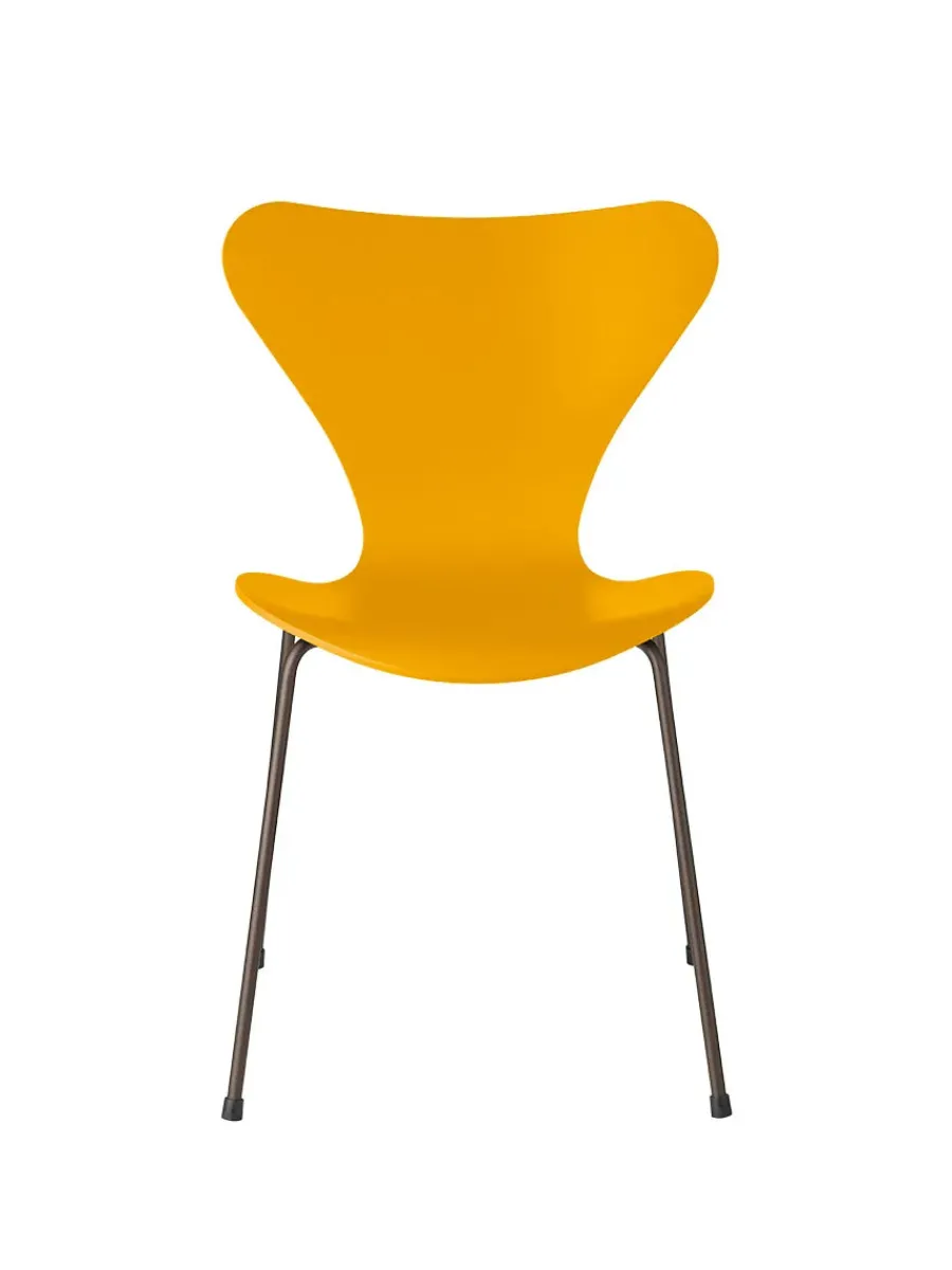 Fritz Hansen 3107 Serie 7 stol lakeret af Arne Jacobsen Sale