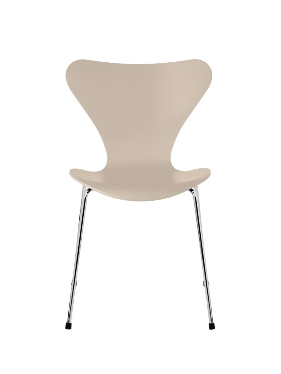 Fritz Hansen 3107 Serie 7 stol lakeret af Arne Jacobsen Sale