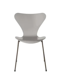 Fritz Hansen 3107 Serie 7 stol lakeret af Arne Jacobsen Sale