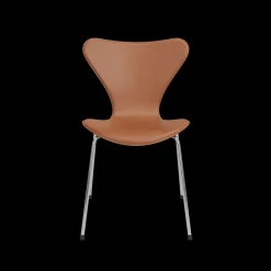 Fritz Hansen 3107 Serie 7 stol, Tailored af Arne Jacobsen