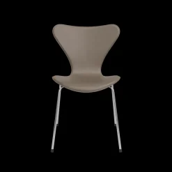 Fritz Hansen 3107 Serie 7 stol, Tailored af Arne Jacobsen
