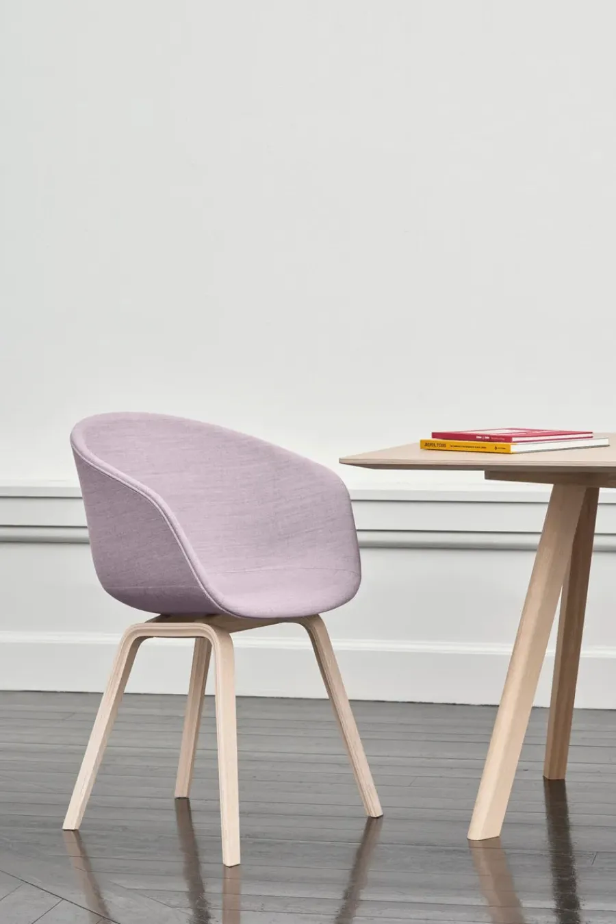 HAY About a Chair AAC22 forsidepolstret, hvid skal fra Hot