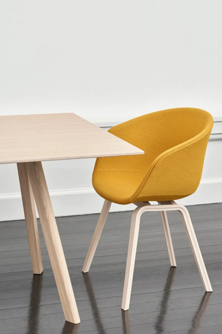 HAY About a Chair AAC22 forsidepolstret, hvid skal fra Hot
