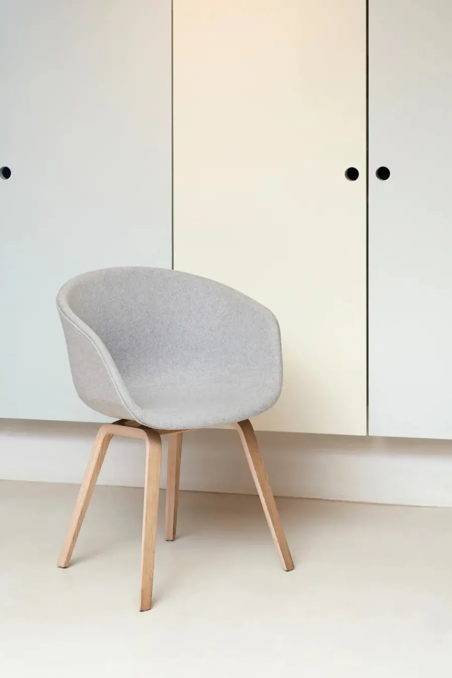 HAY About a Chair AAC22 forsidepolstret, hvid skal fra Hot
