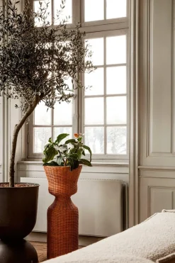 Ferm Living Agnes Plant Stand, tall fra New