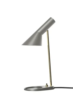 Louis Poulsen AJ Mini Table Lamp, grey/brass af Arne Jacobsen Outlet