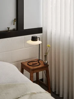 Louis Poulsen AJ Oxford 410 Bordlampe fra Sale