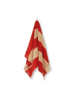 Ferm Living Alee Hand Towel, light camel/red fra