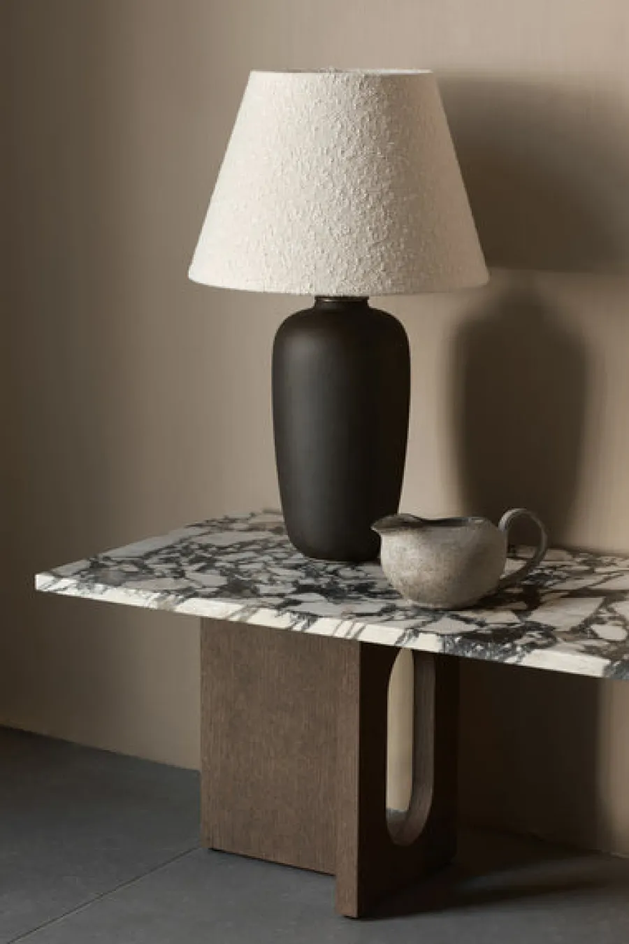 Audo Copenhagen Androgyne Lounge Table, stone/marble fra Sale
