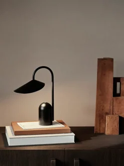 Ferm Living Arum Portable Bordlampe fra Best