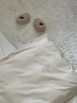 We Are Bitte Babysengetøj, hval fra Best