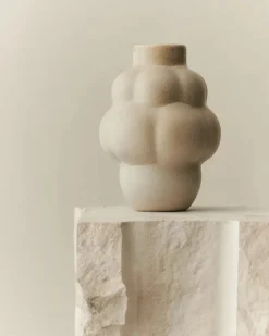 Louise Roe Balloon Vase 04 petit, ceramic, Vintage Glaze fra New