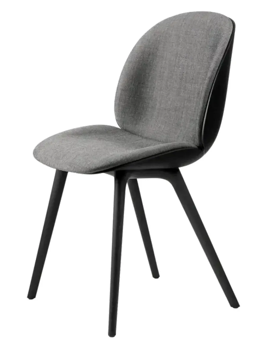 GUBI Beetle Chair, forsidepolstret, sort skal fra