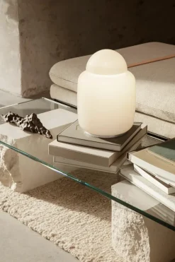 Ferm Living Bell Table Lamp fra Hot