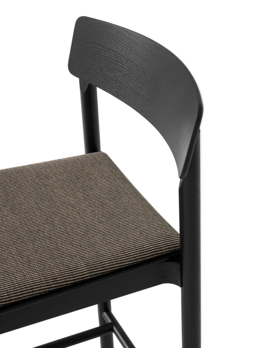 &Tradition Betty TK14 counterstol med polster fra New