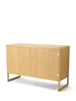 Carl Hansen & Søn BM0057 Skænk af Børge Mogensen
