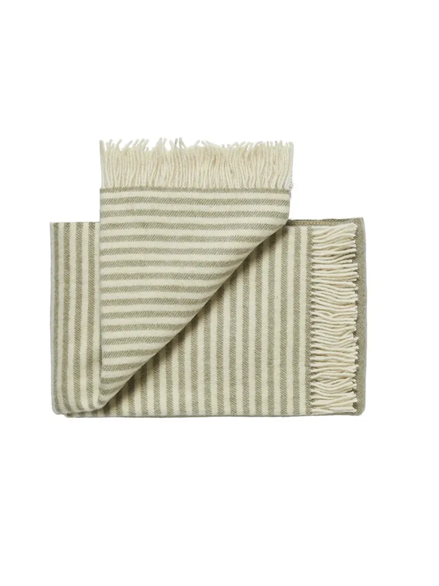 Silkeborg Uldspinderi Bogø Plaid, light nordic grey fra
