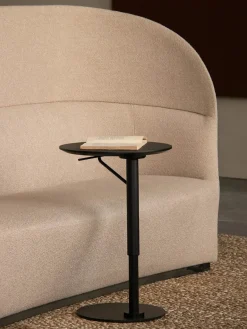 Audo Copenhagen Branch Side Table fra